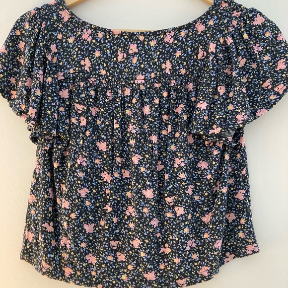 Very cute floral cropped top - Picture 4 of 4